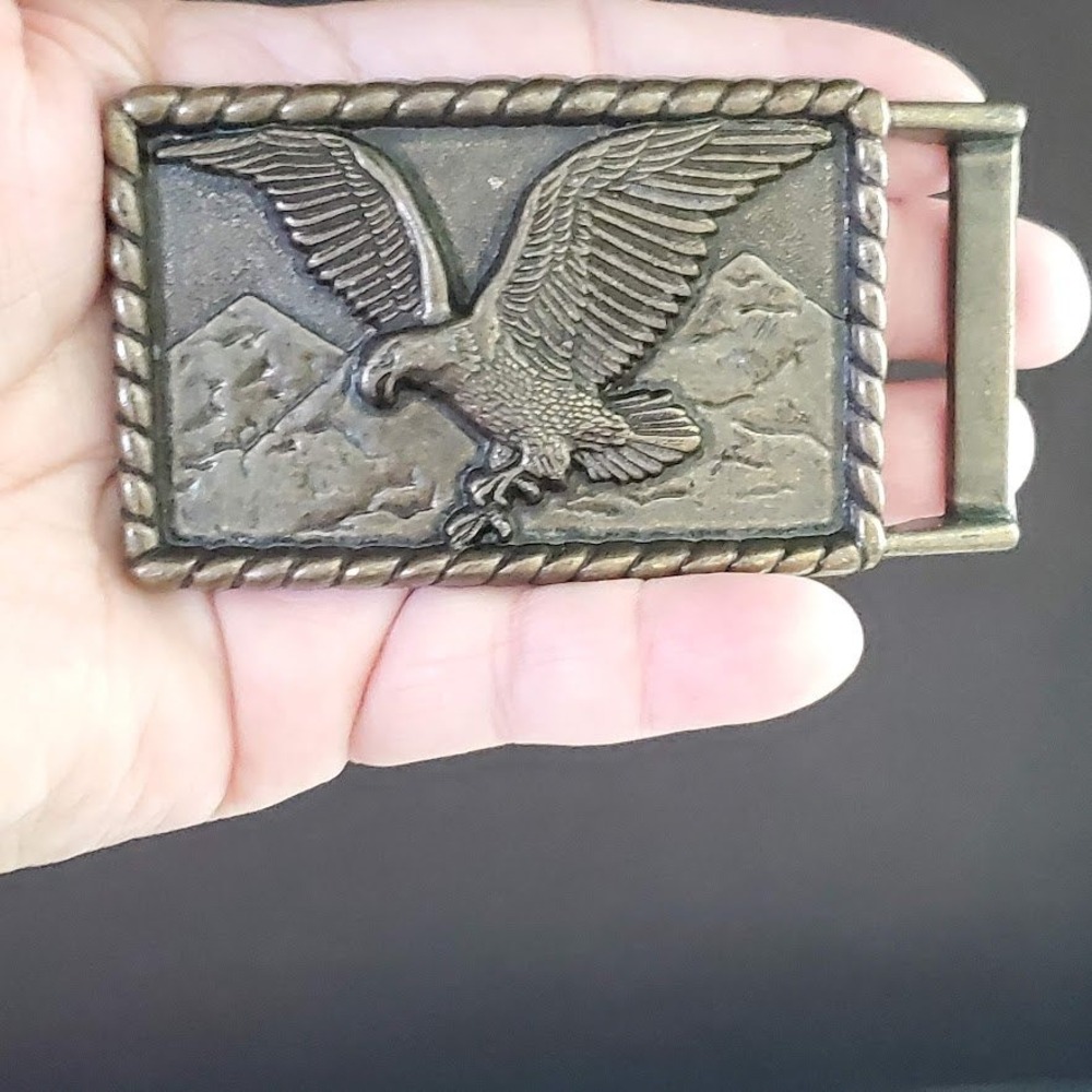 Vintage Flying Eagle Soaring Over Mountain Brass Tone Belt Buckle Rectangle 70's